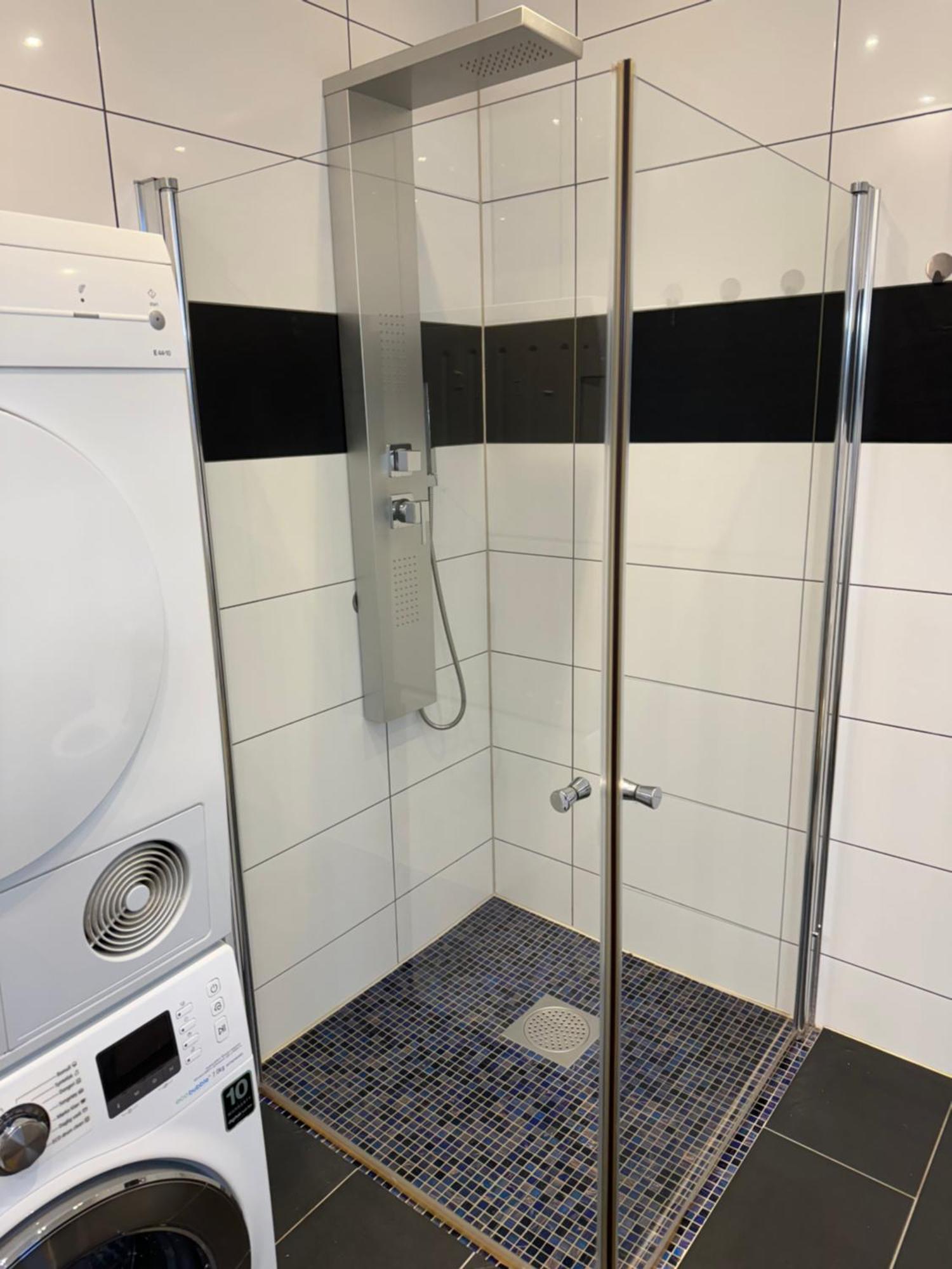 Duzy Apartament W Centrum Alesund Exterior photo